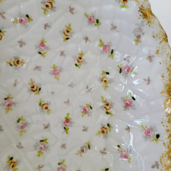 Vienna Porcelain Chintz Floral Bowl, Leaf Shaped, Quilted Pattern, Gold Trim - Picture 4 of 10